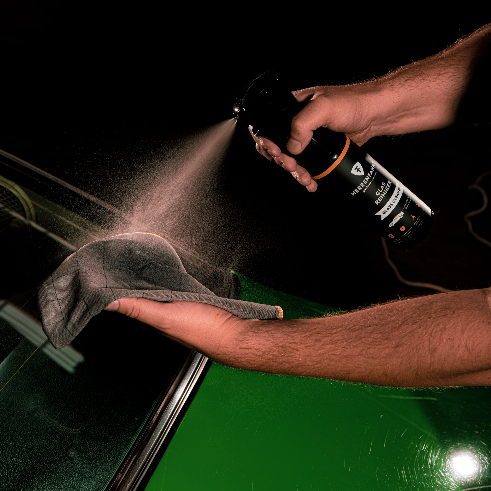 Microfibre en carbone pour vitres 6 Microfibre en carbone pour vitres – Image 6