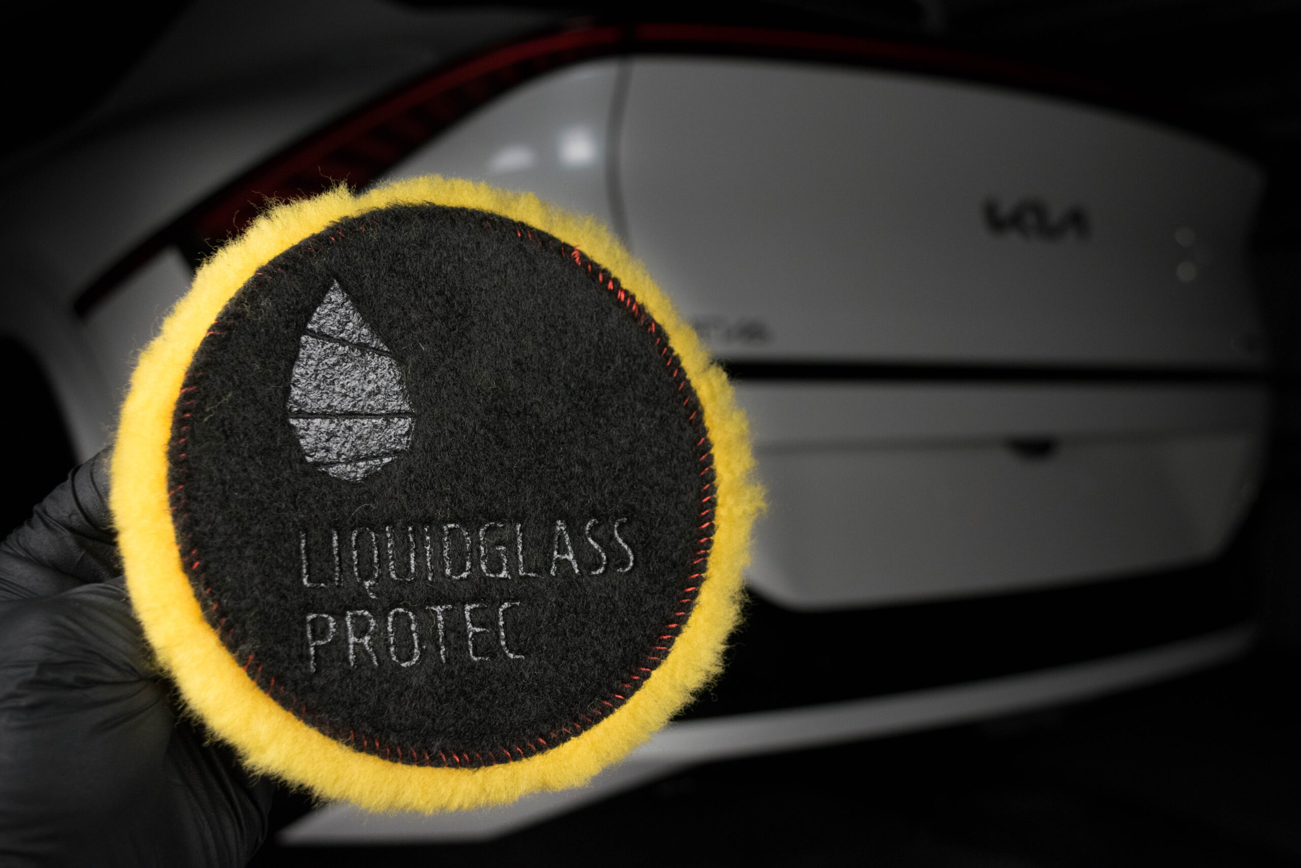 Tampon ultra durable jaune en laine d'agneau pour polissage (Grade: coupe) 7 Tampon ultra durable jaune en laine d'agneau pour polissage (Grade: coupe) – Image 7